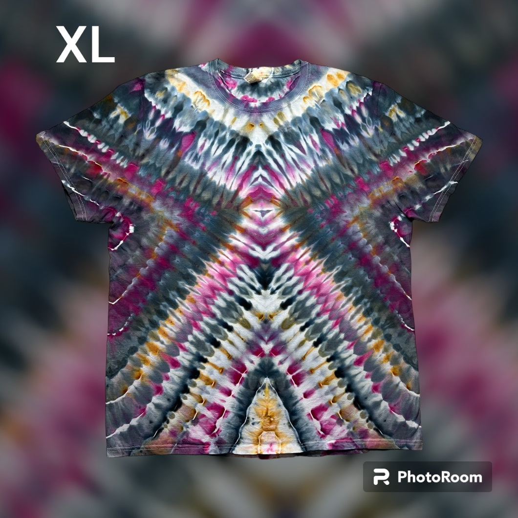 Adult XL Tshirt, prism tie dye design