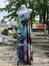 Load image into Gallery viewer, Ladies XL dress, reverse mandala tie dye
