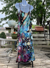 Load image into Gallery viewer, Ladies XL dress, reverse mandala tie dye
