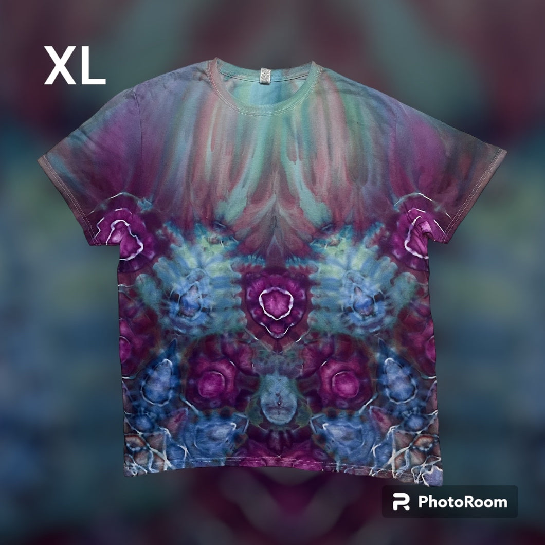 Adult XL Tshirt, mandala gravity tie dye