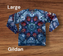 Load image into Gallery viewer, Large long sleeve, mandala tie dye
