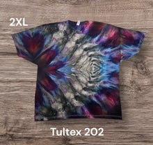 Load image into Gallery viewer, 2XL Tshirt, tie dye design
