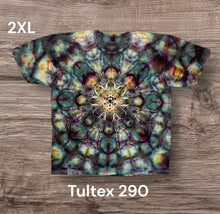 Load image into Gallery viewer, 2XL Tshirt, mandala tie dye
