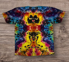 Load image into Gallery viewer, XL Tshirt, reverse mandala tie dye
