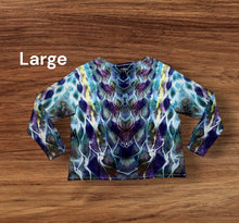 Load image into Gallery viewer, Ladies Large long sleeve,  tie dye design
