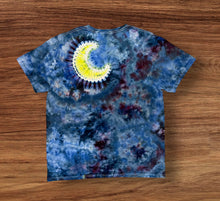 Load image into Gallery viewer, Adult XL Tshirt,  pumpkin moon tie dye
