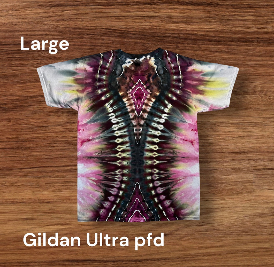 Large Tshirt, mandala tie dye