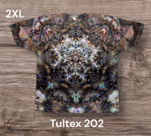 Load image into Gallery viewer, 2XL Tshirt, mandala tie dye
