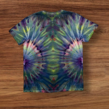 Load image into Gallery viewer, Adult Large Tshirt,  tie dye design
