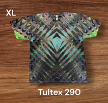 Load image into Gallery viewer, XL Tshirt, tie dye design
