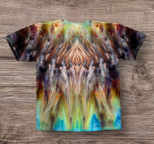 Load image into Gallery viewer, Large Tshirt, tie dye design
