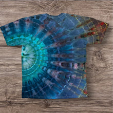 Load image into Gallery viewer, Large Tshirt, tie dye design
