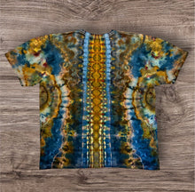 Load image into Gallery viewer, XL Tshirt, mandala tie dye

