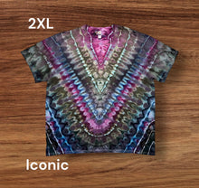 Load image into Gallery viewer, 2XL Tshirt, tie dye design
