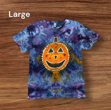 Load image into Gallery viewer, Adult Large Tshirt,  pumpkin tie dye design
