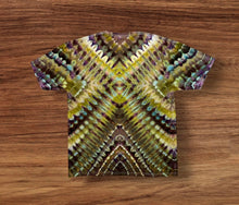 Load image into Gallery viewer, XL Tshirt, prism tie dye
