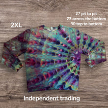 Load image into Gallery viewer, 2XL crew neck sweatshirt, sunburst tie dye
