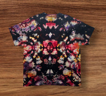 Load image into Gallery viewer, XL Tshirt, reverse mandala tie dye
