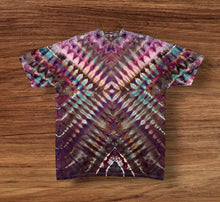 Load image into Gallery viewer, XL Tshirt, prism tie dye
