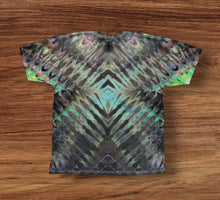 Load image into Gallery viewer, XL Tshirt, tie dye design
