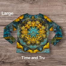Load image into Gallery viewer, Ladies Large long sleeve,  mandala tie dye
