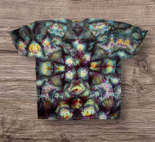 Load image into Gallery viewer, 2XL Tshirt, mandala tie dye
