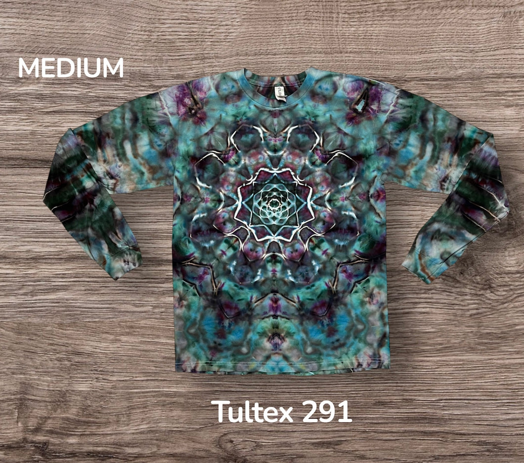 Medium long sleeve Tshirt, mandala design