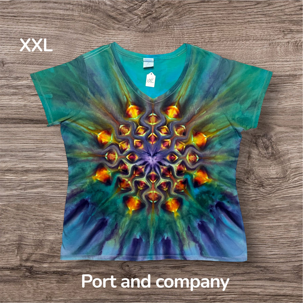 Ladies XXL Tshirt, mandala tie dye