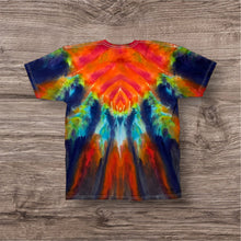 Load image into Gallery viewer, Large Tshirt, tie dye design
