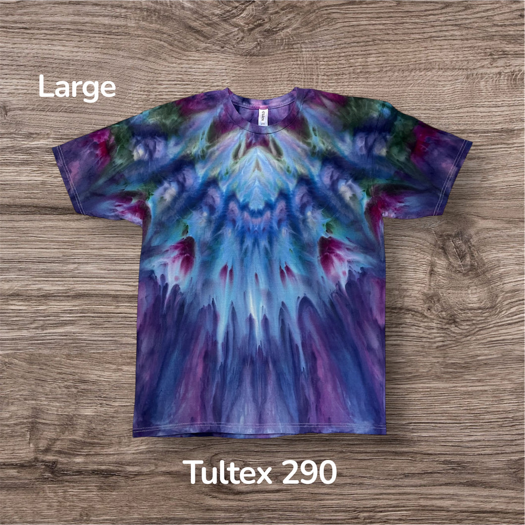 Large Tshirt, tie dye design