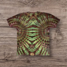 Load image into Gallery viewer, 2XL Tshirt, tie dye design
