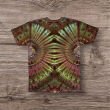 Load image into Gallery viewer, Large Tshirt, tie dye design
