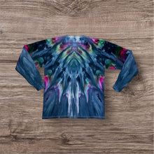 Load image into Gallery viewer, Large long sleeve Tshirt, tie dye design
