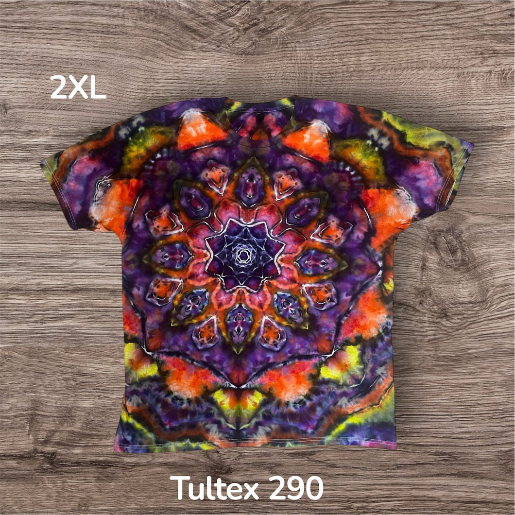 2XL Tshirt, mandala tie dye