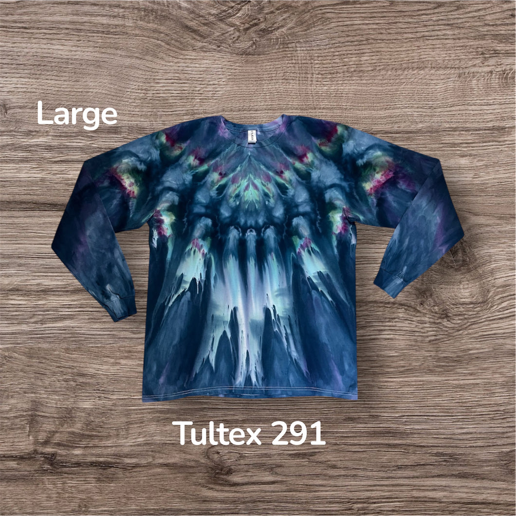 Large long sleeve Tshirt, tie dye design