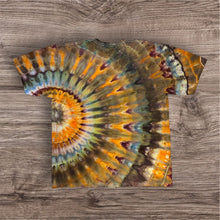 Load image into Gallery viewer, XL Tshirt, tie dye design
