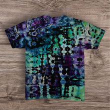 Load image into Gallery viewer, Large Tshirt, reverse glitch tie dye

