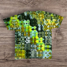 Load image into Gallery viewer, Large Tshirt,  glitch tie dye
