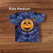 Load image into Gallery viewer, Kids medium Tshirt, pumpkin and moon tie dye
