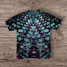 Load image into Gallery viewer, Large Tshirt, reverse tie dye
