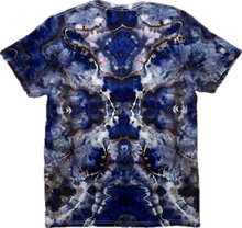 Load image into Gallery viewer, Medium Tshirt,  tie dye design
