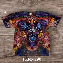 Load image into Gallery viewer, XL Tshirt, tie dye design
