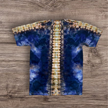 Load image into Gallery viewer, Small Tshirt,  tie dye design
