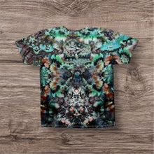 Load image into Gallery viewer, Large Tshirt, mandala tie dye
