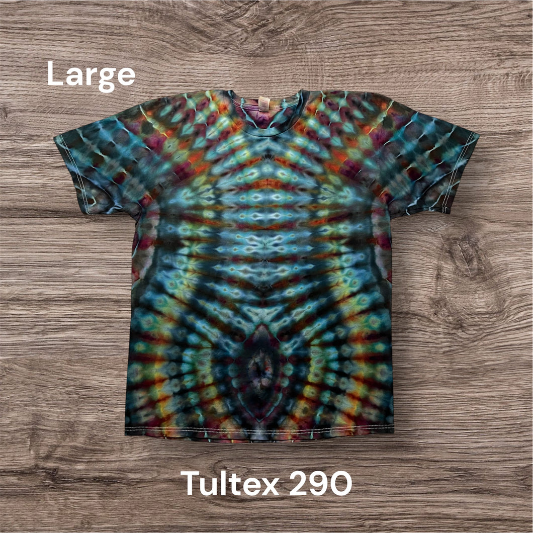 Large Tshirt, tie dye design