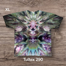 Load image into Gallery viewer, XL Tshirt, tie dye design
