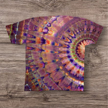 Load image into Gallery viewer, XL Tshirt, sunburst tie dye l
