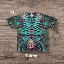 Load image into Gallery viewer, XL Tshirt, tie dye design
