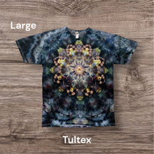 Load image into Gallery viewer, Large Tshirt, mandala tie dye
