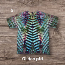 Load image into Gallery viewer, XL Tshirt, tie dye design
